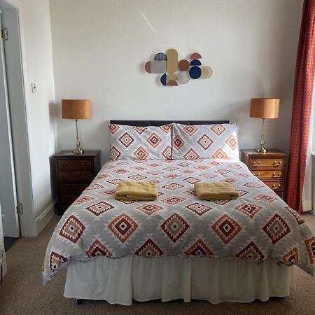 Lomond Guest House Leven  Extérieur photo