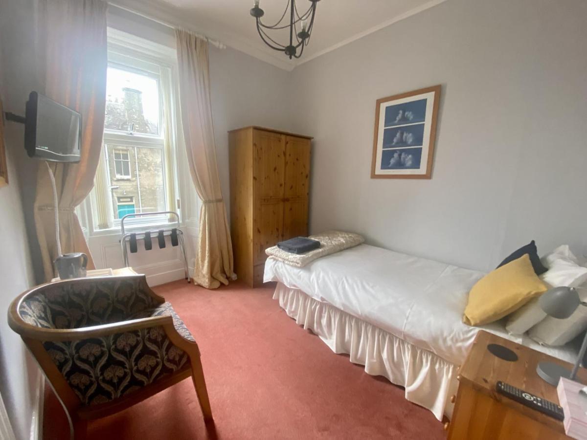 Lomond Guest House Leven  Extérieur photo